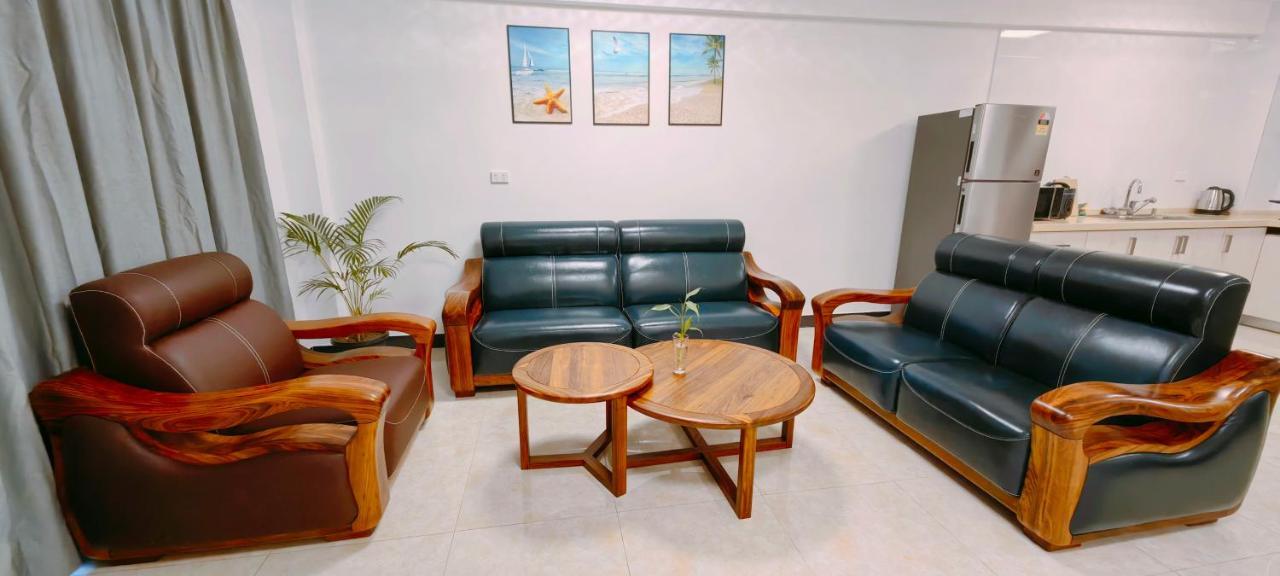 Ocean Breeze Apartment Nadi Buitenkant foto