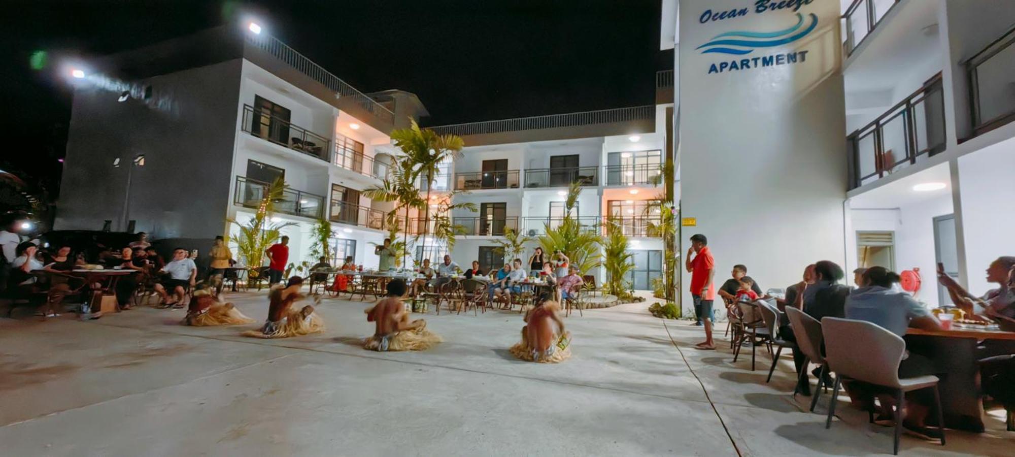 Ocean Breeze Apartment Nadi Buitenkant foto